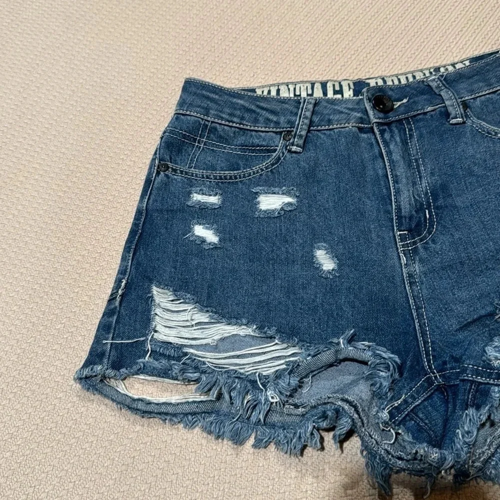 Cute Shorts - Picture 3 of 8